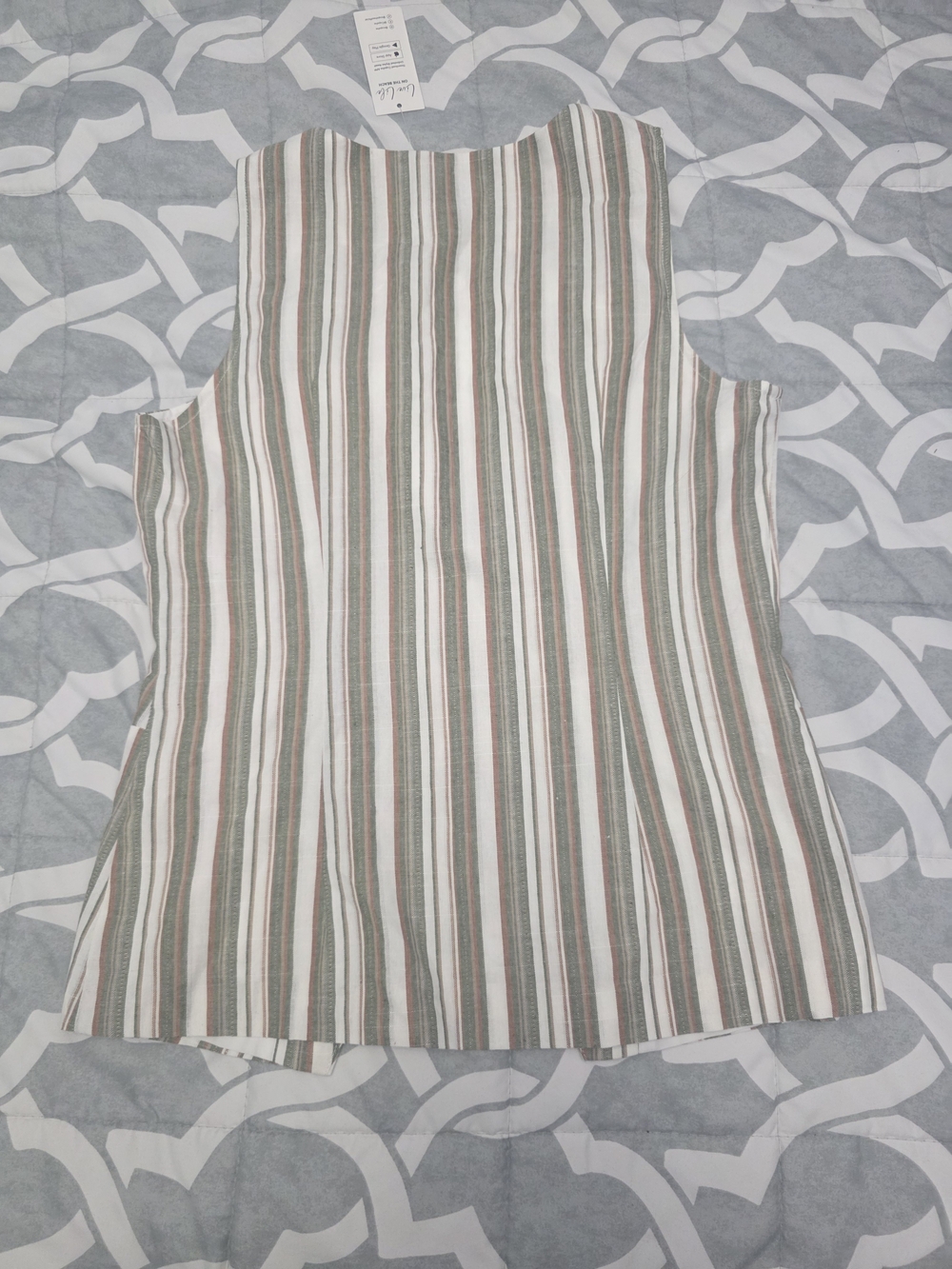 Cupshe 2pc Beige and Green Striped Sleeveless V-Neck Vest And Pants - Picture 6 of 8